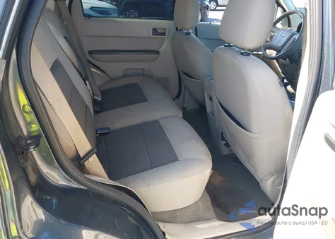 2008 Ford Escape Xlt z USA, uszkodzony, nr VIN 1FMCU03Z38KB76001